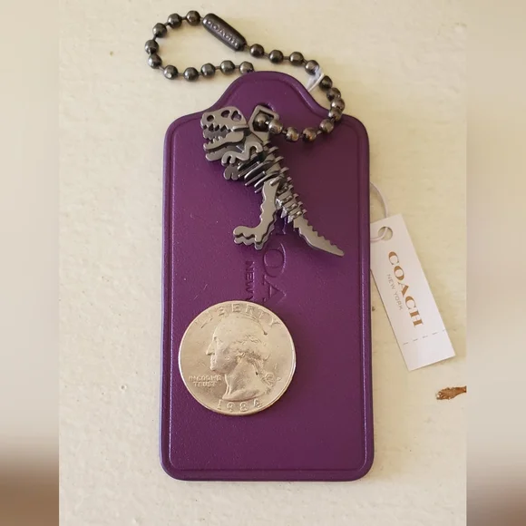 💕Coach Aubergine 3" Replacement Tag with UB Alloy Steel Rexy💕 - Picture 4 of 5